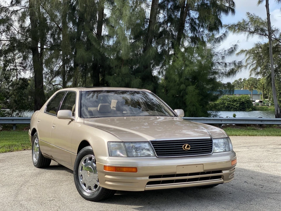 1995 Lexus LS 2nd Gen - Image 4 of 31