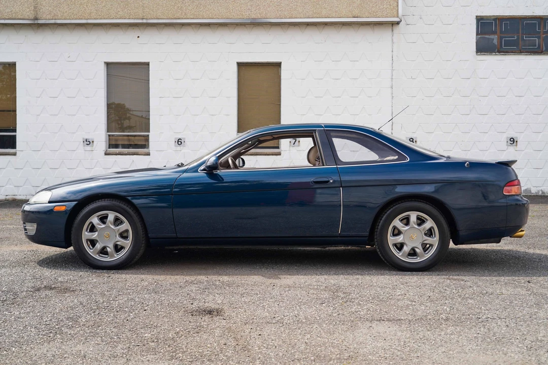 1995 Lexus SC400 - Image 4 of 31