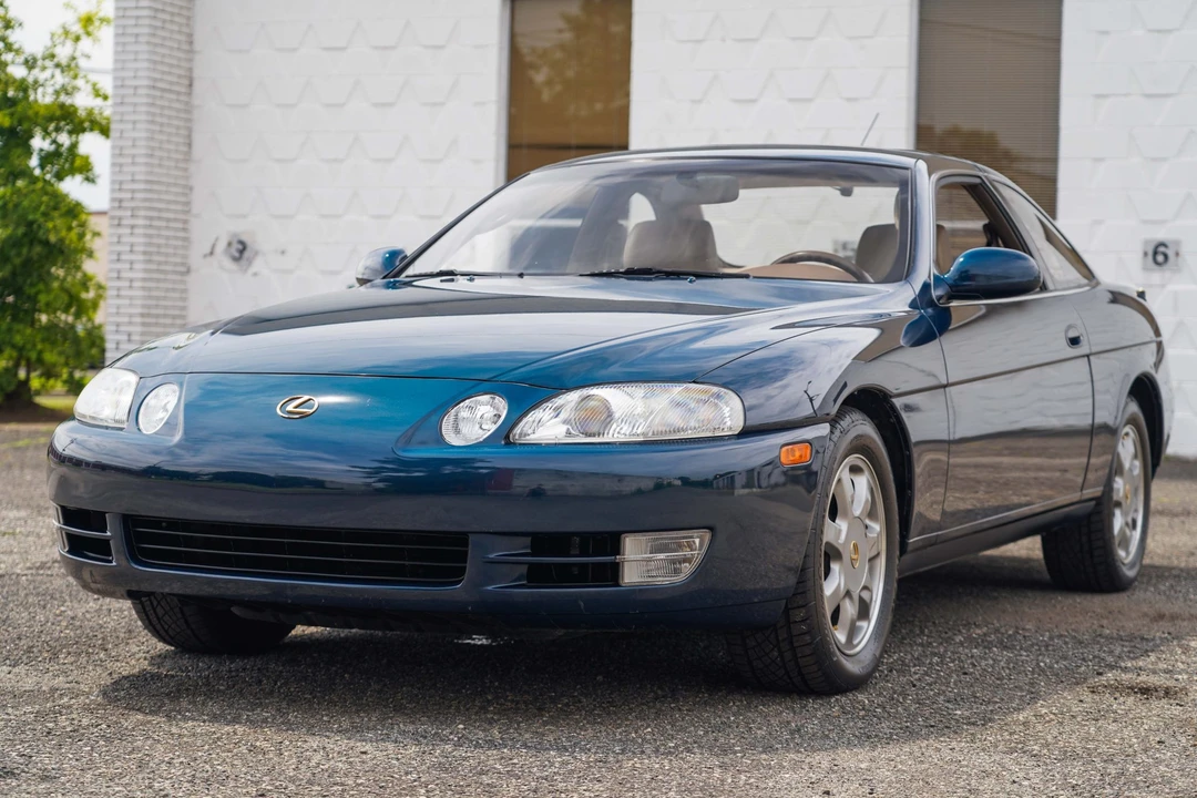 1995 Lexus SC400 - Image 2 of 31