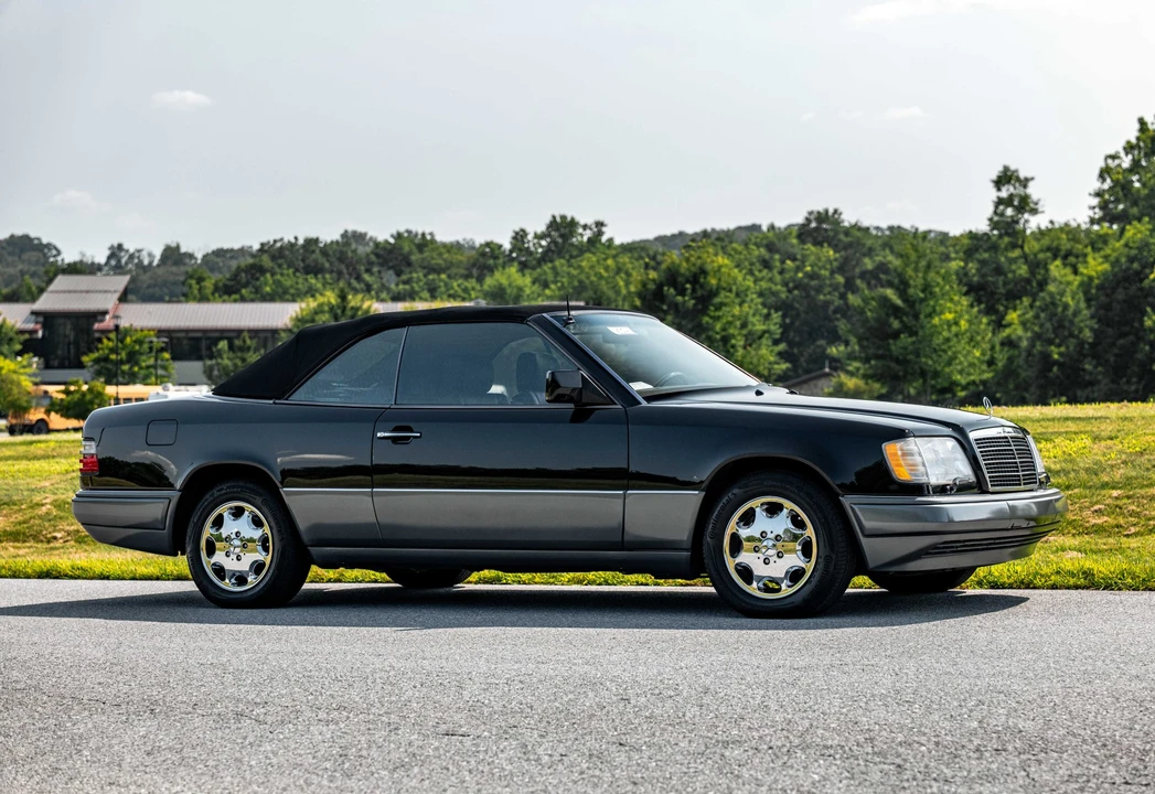 1995 Mercedes-Benz W124 E-Class - Image 26 of 31