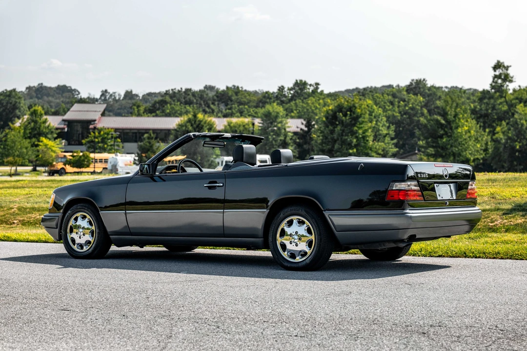 1995 Mercedes-Benz W124 E-Class - Image 11 of 31