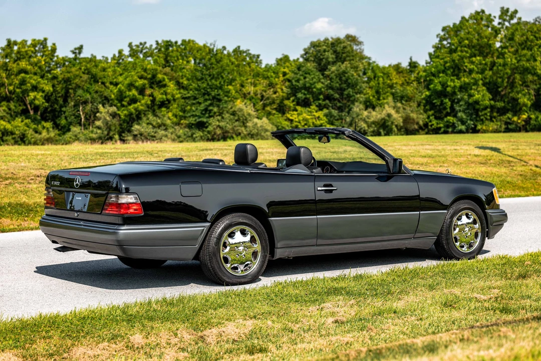 1995 Mercedes-Benz W124 E-Class - Image 24 of 31