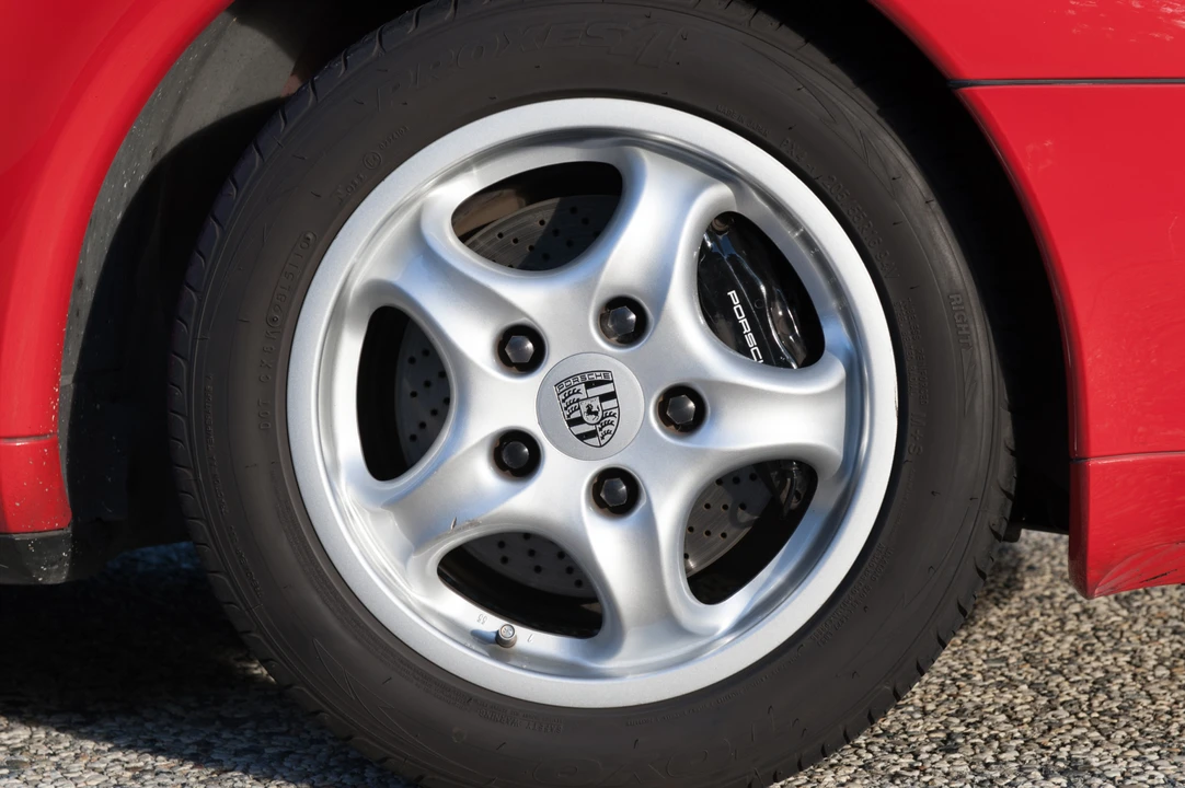 1995 Porsche 993 Carrera - Image 29 of 31