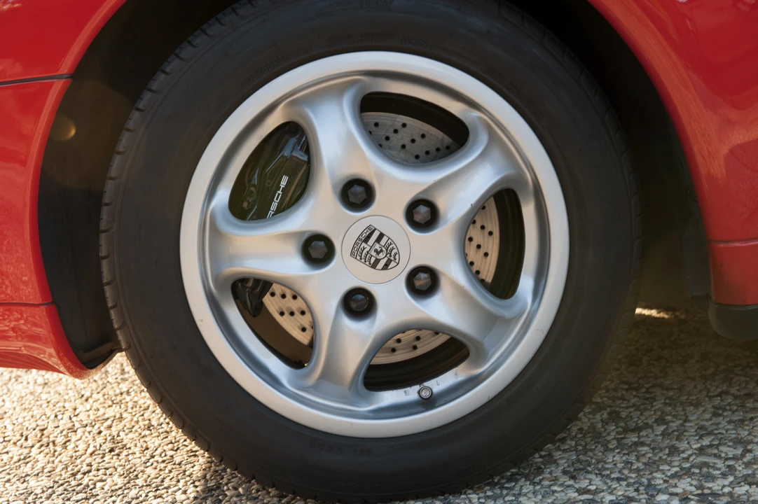 1995 Porsche 993 Carrera - Image 27 of 31