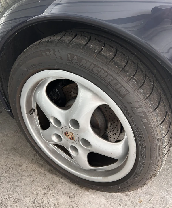1995 Porsche 993 Carrera - Image 27 of 31