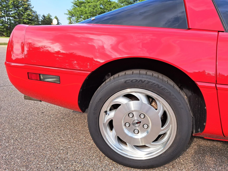 1996 Chevrolet Corvette C4 - Image 20 of 31