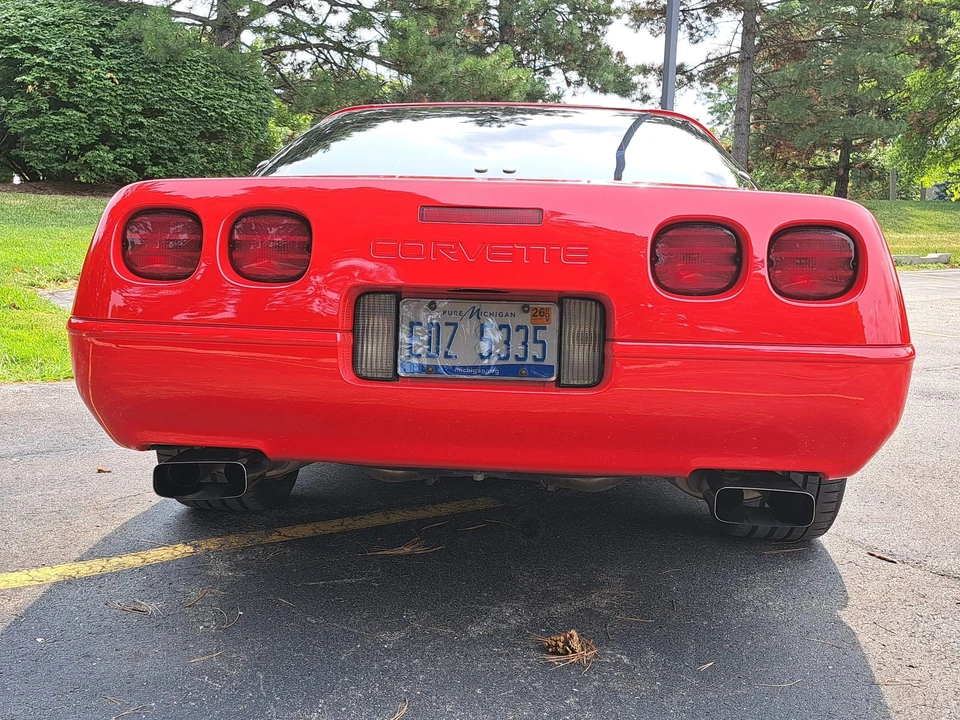 1996 Chevrolet Corvette C4 - Image 6 of 31