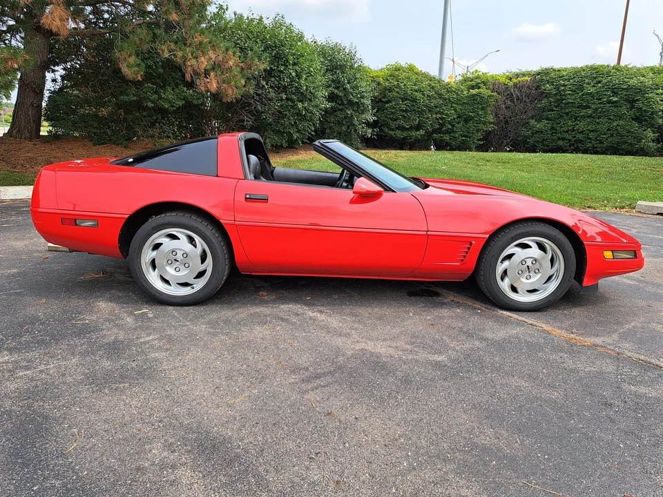 1996 Chevrolet Corvette C4 - Image 11 of 31