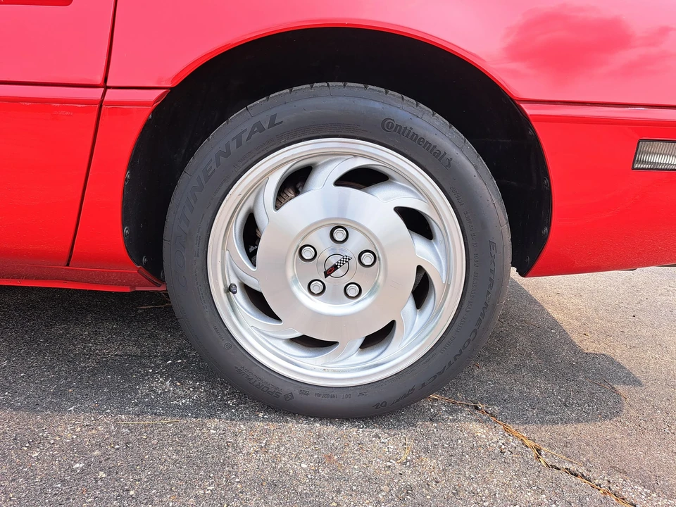 1996 Chevrolet Corvette C4 - Image 30 of 31