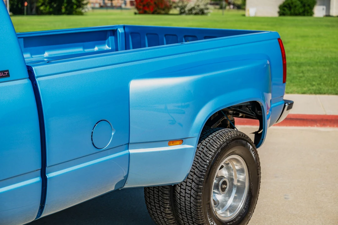1996 GMC Sierra 1st Gen - Image 29 of 31