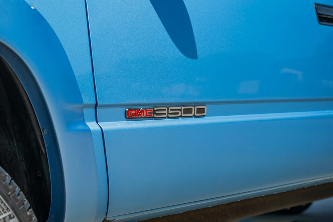 1996 GMC Sierra 1st Gen - Image 21 of 31