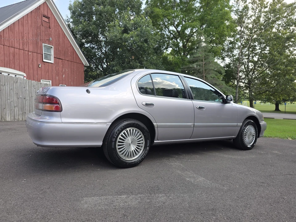 1996 Infiniti I30 1st Gen - Image 19 of 31