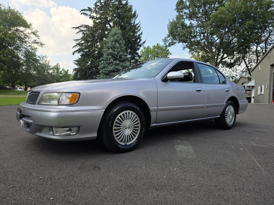 1996 Infiniti I30 1st Gen - Image 2 of 31