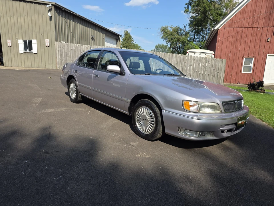 1996 Infiniti I30 1st Gen - Image 12 of 31