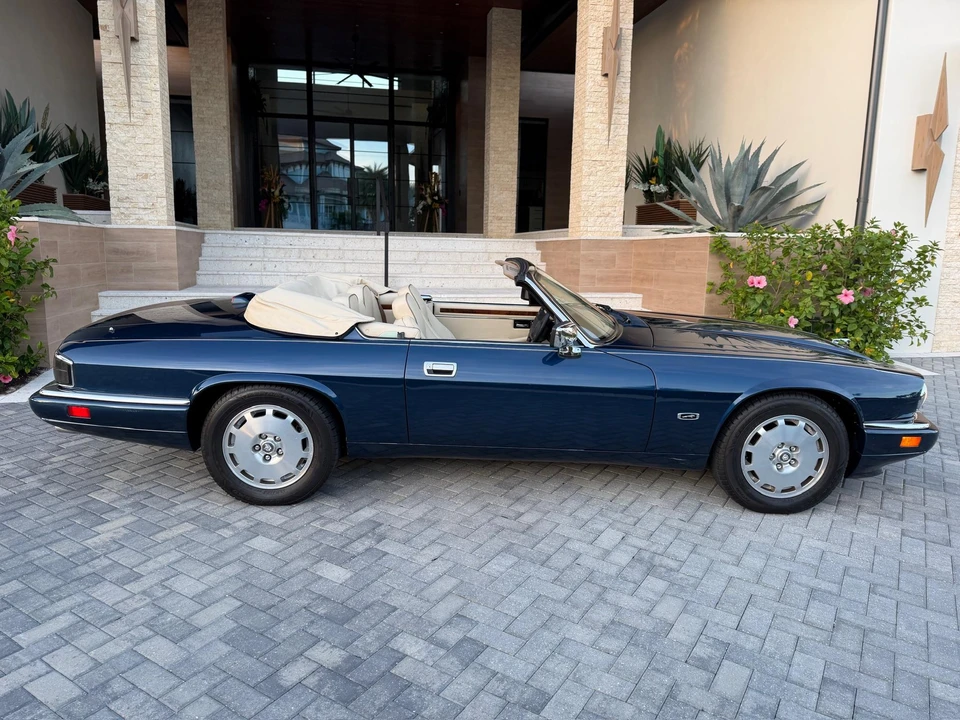 1996 Jaguar XJS Convertible - Image 13 of 31