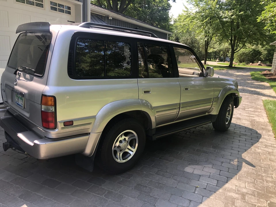 1996 Lexus LX 1st Gen - Image 12 of 31