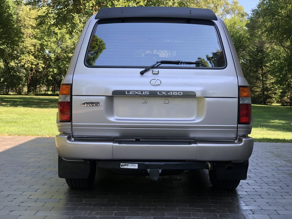 1996 Lexus LX 1st Gen - Image 16 of 31