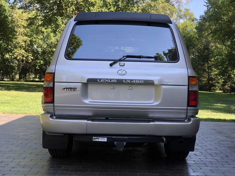 1996 Lexus LX 1st Gen - Image 15 of 31