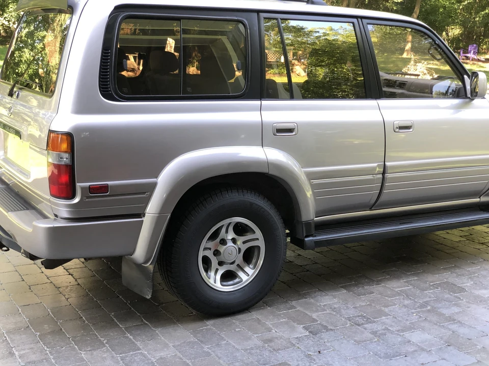 1996 Lexus LX 1st Gen - Image 20 of 31