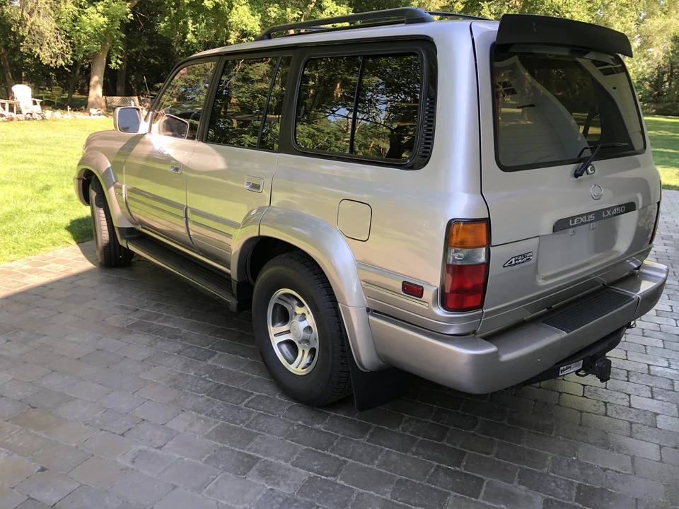 1996 Lexus LX 1st Gen - Image 18 of 31