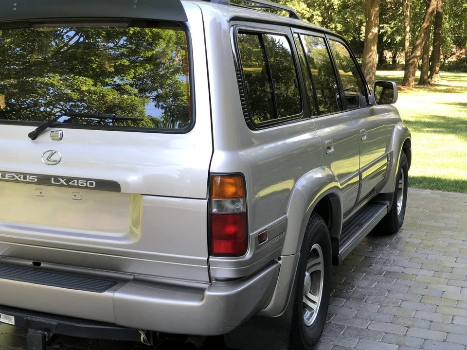 1996 Lexus LX 1st Gen - Image 30 of 31