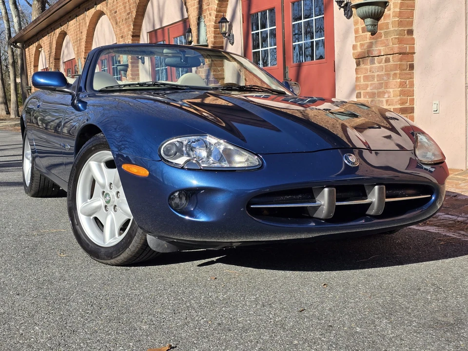 1997 Jaguar X100 XK8 - Image 17 of 31