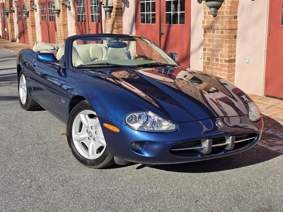 1997 Jaguar X100 XK8 - Image 16 of 31
