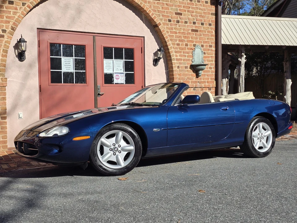 1997 Jaguar X100 XK8 - Image 2 of 31