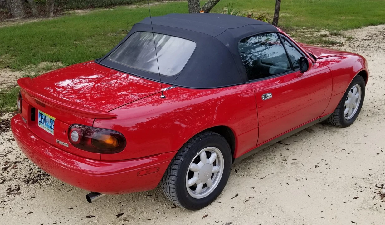 1997 Mazda NA MX-5 Miata - Image 10 of 31