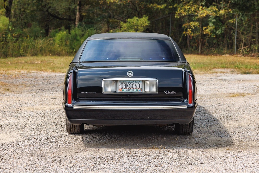 1998 Cadillac Fleetwood - Image 6 of 31