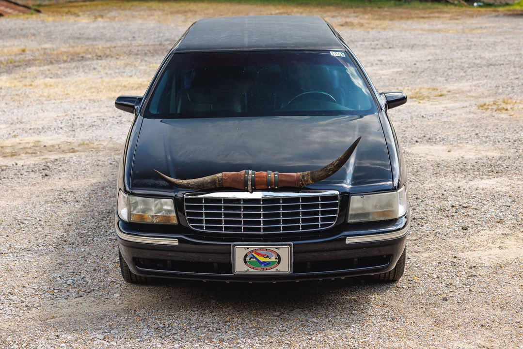 1998 Cadillac Fleetwood - Image 12 of 31