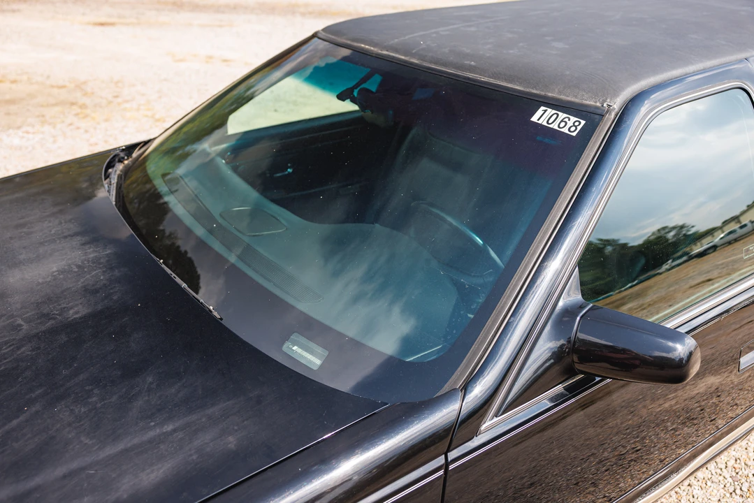 1998 Cadillac Fleetwood - Image 26 of 31