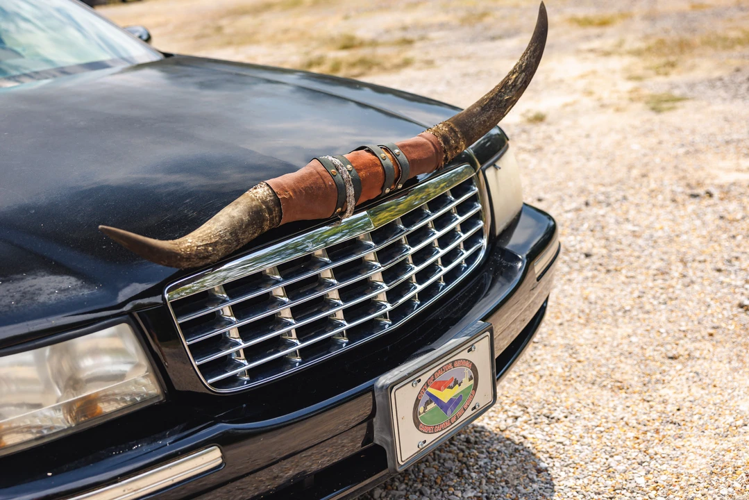 1998 Cadillac Fleetwood - Image 17 of 31