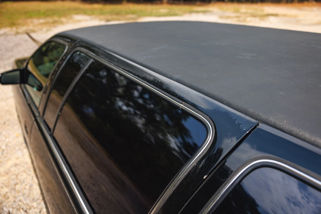 1998 Cadillac Fleetwood - Image 30 of 31