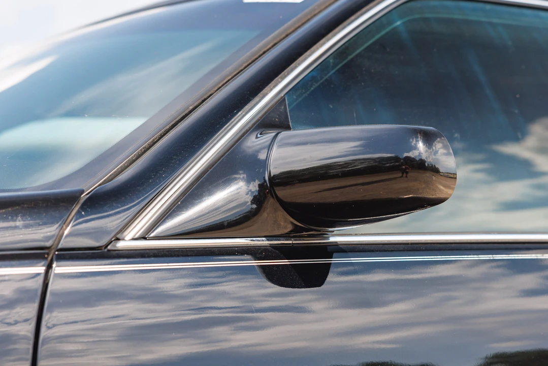 1998 Cadillac Fleetwood - Image 25 of 31