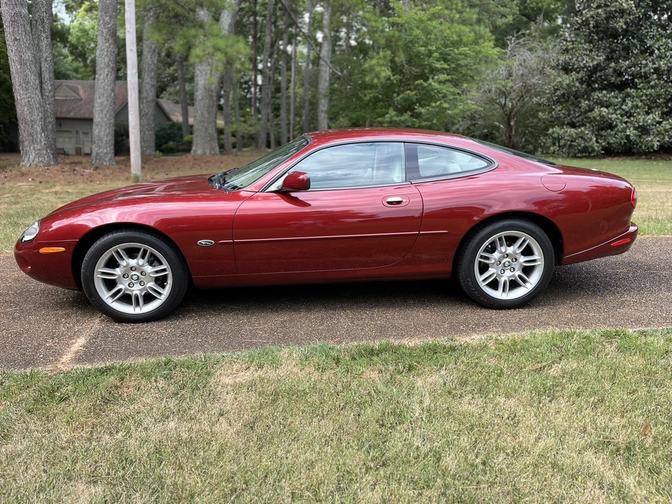 1998 Jaguar X100 XK8 - Image 4 of 31