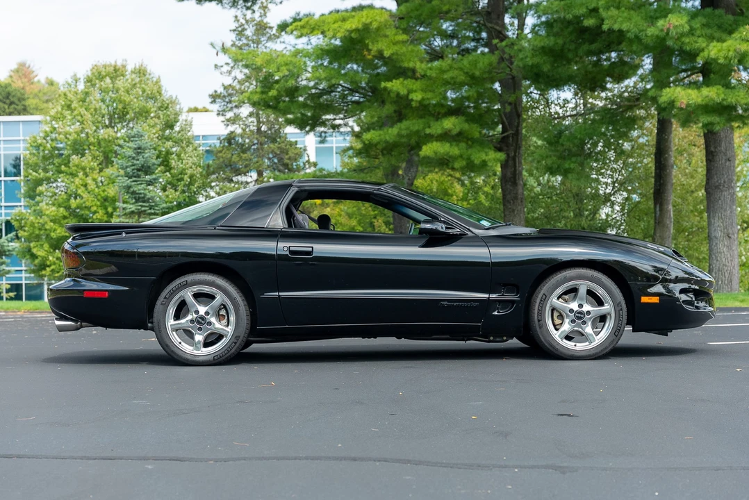1998 Pontiac Firebird Trans Am 4th Gen - Image 16 of 31
