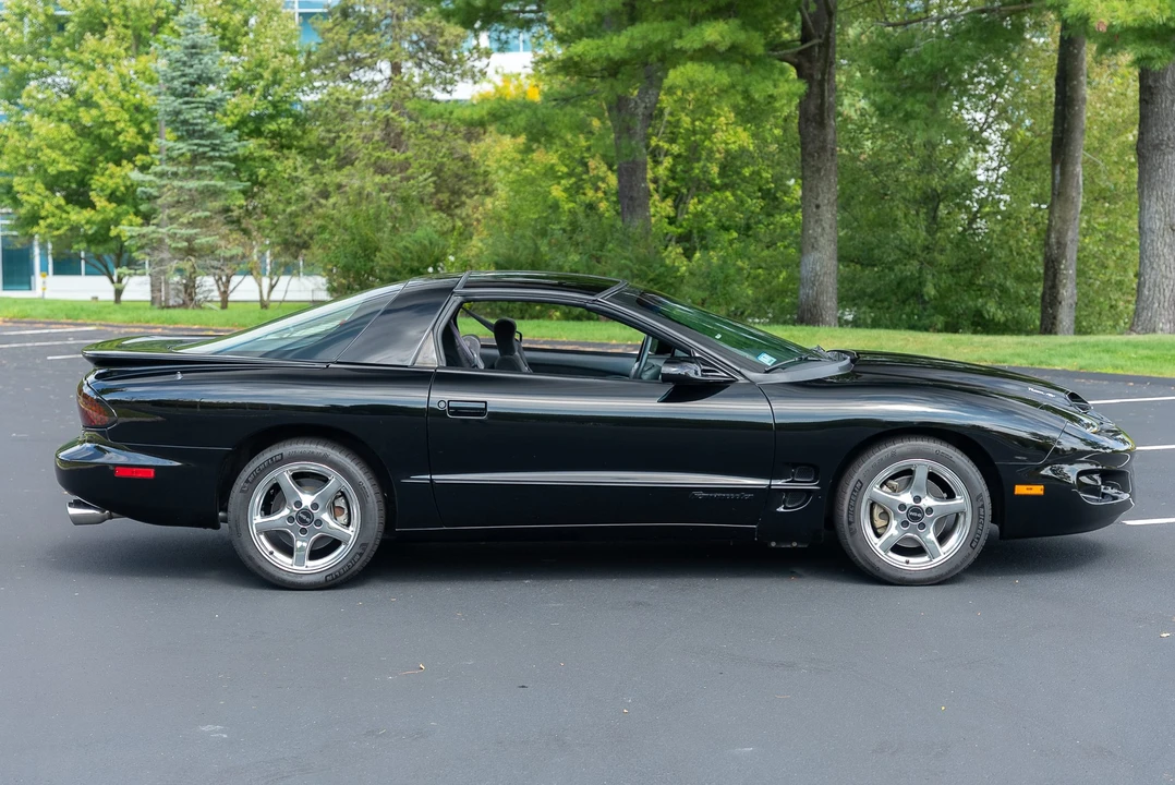 1998 Pontiac Firebird Trans Am 4th Gen - Image 15 of 31