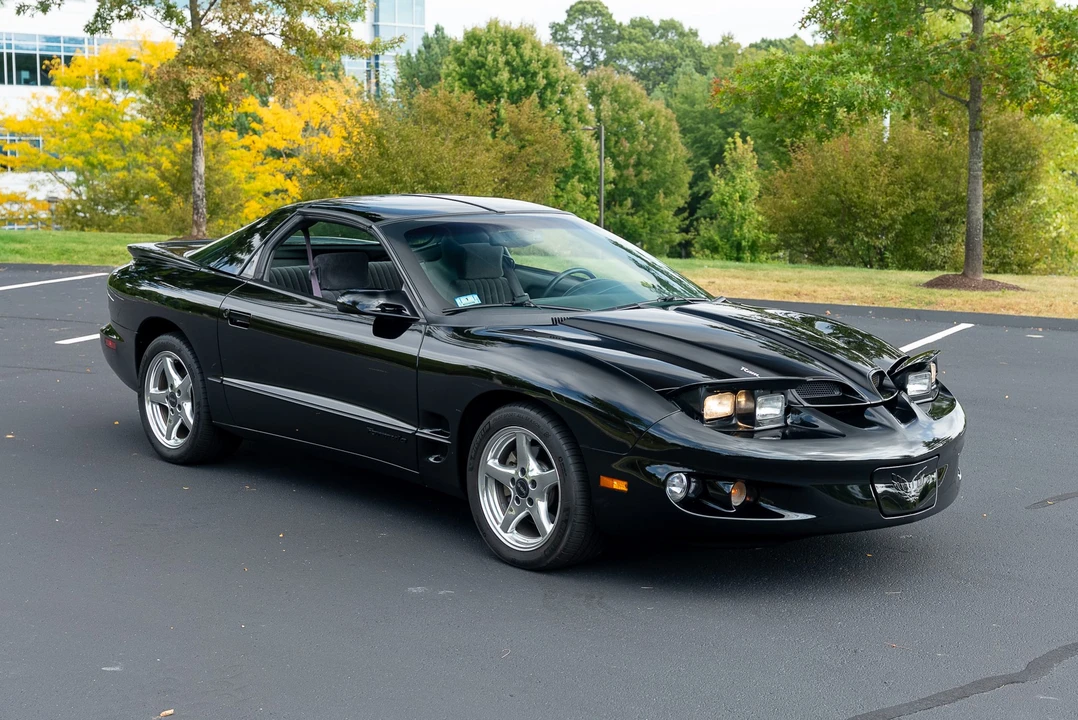 1998 Pontiac Firebird Trans Am 4th Gen - Image 11 of 31