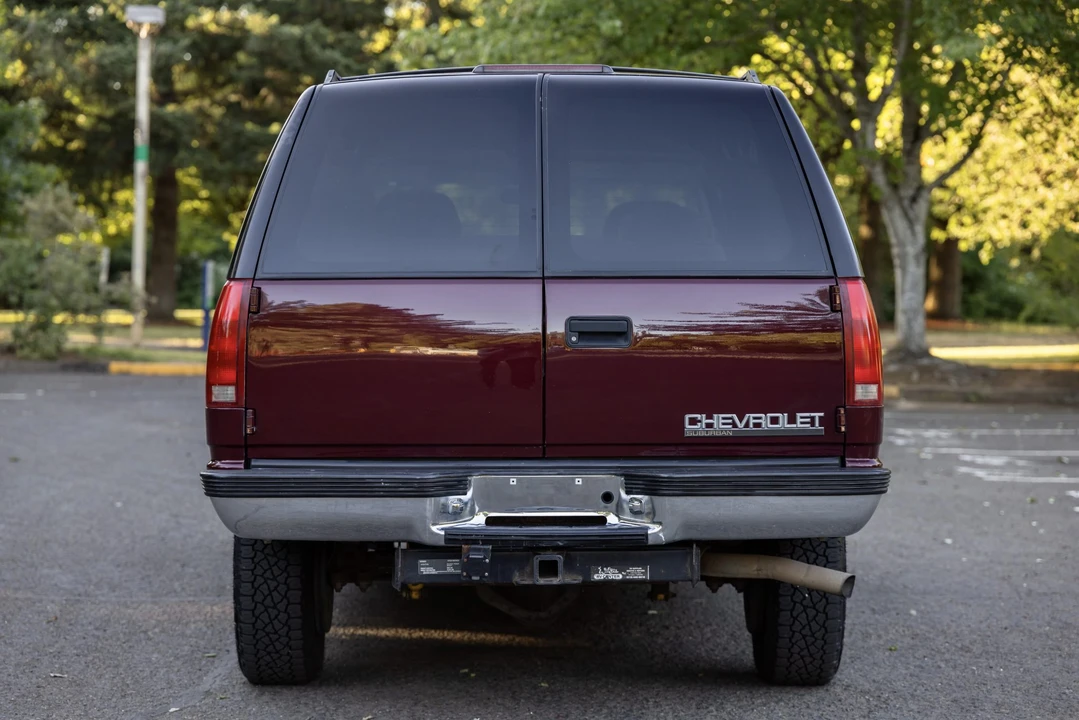 1999 Chevrolet Suburban 8th Gen - Image 16 of 31