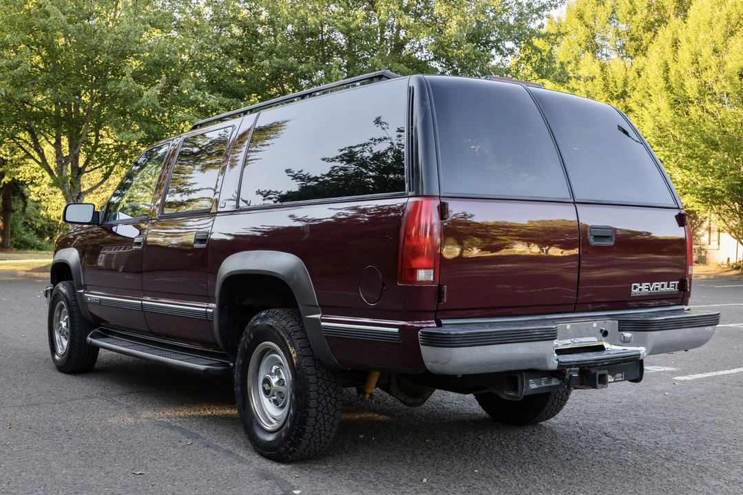 1999 Chevrolet Suburban 8th Gen - Image 18 of 31