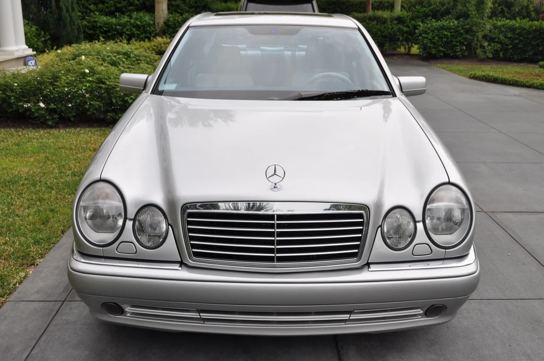 1999 Mercedes-Benz W210 E 36 & E 50 & E 55 & E 60 AMG - Image 13 of 31