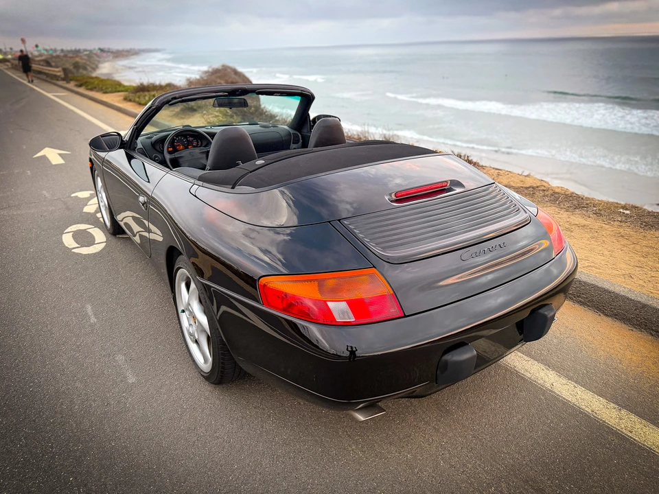1999 Porsche 996 Carrera - Image 15 of 31