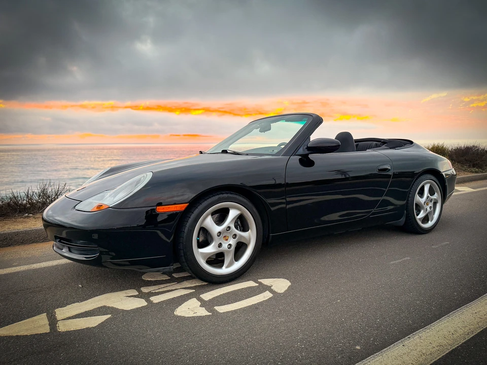 1999 Porsche 996 Carrera - Image 25 of 31