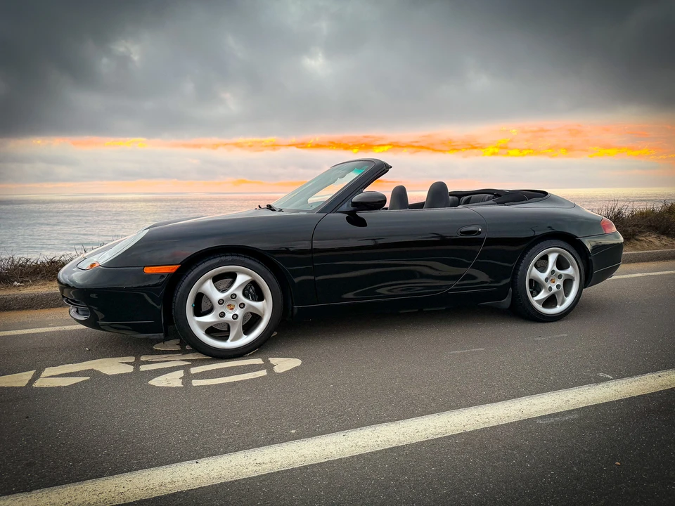 1999 Porsche 996 Carrera - Image 26 of 31