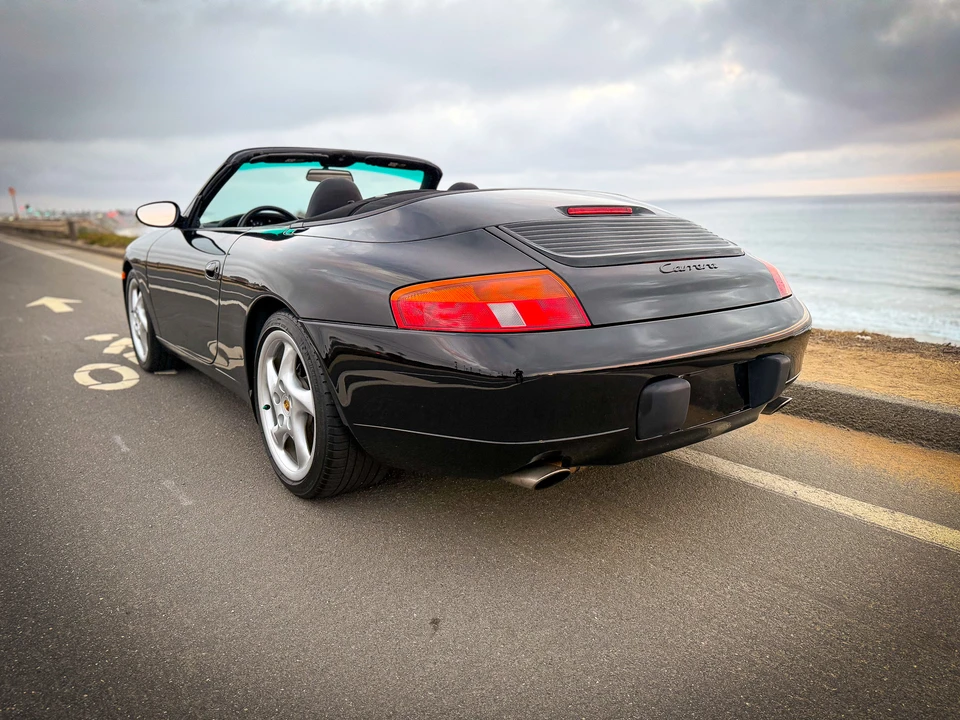 1999 Porsche 996 Carrera - Image 30 of 31