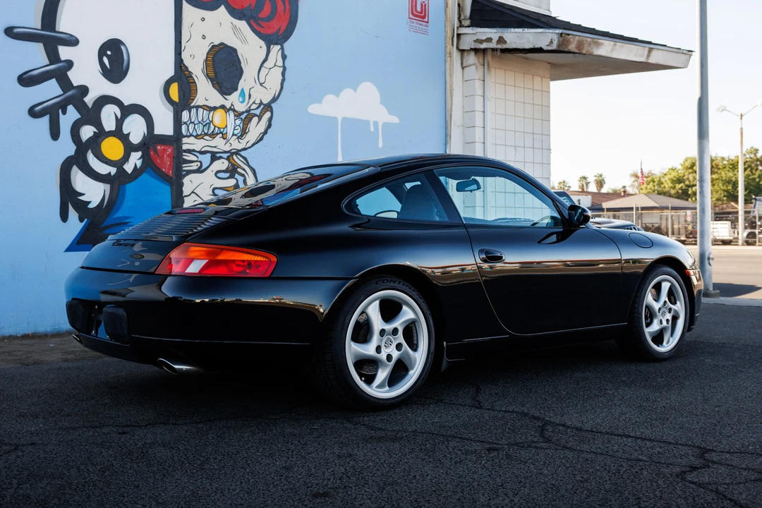 1999 Porsche 996 Carrera - Image 9 of 31
