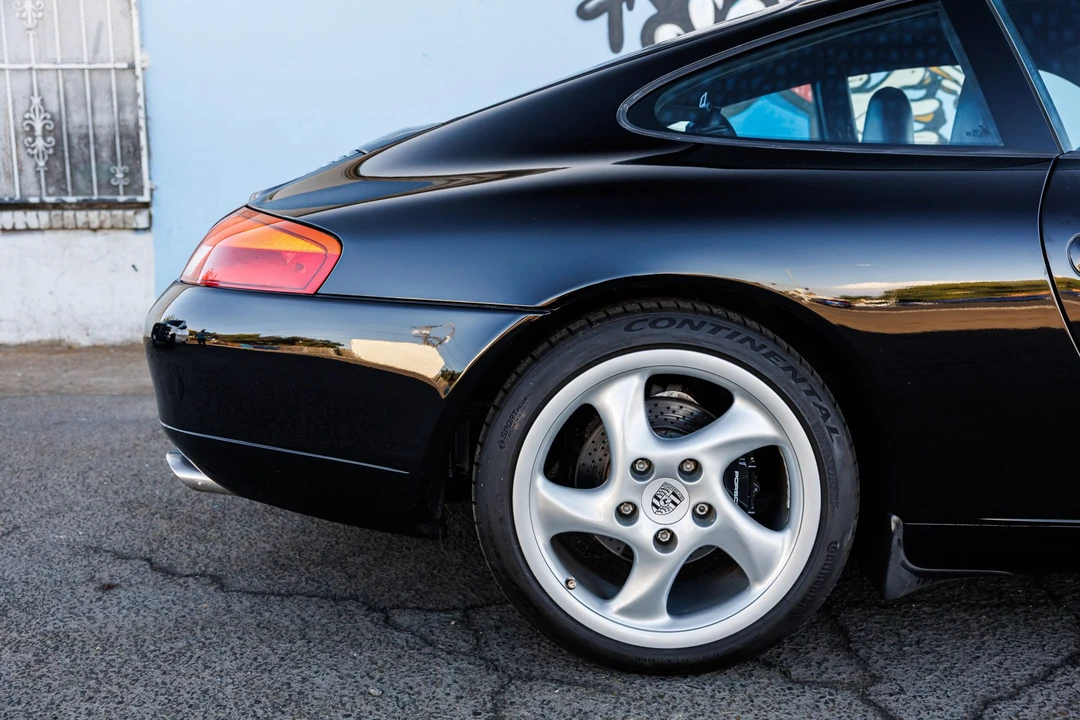 1999 Porsche 996 Carrera - Image 20 of 31