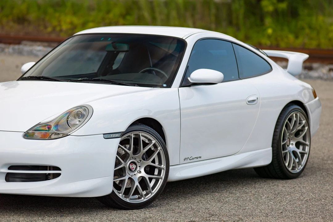 1999 Porsche 996 Carrera - Image 26 of 31