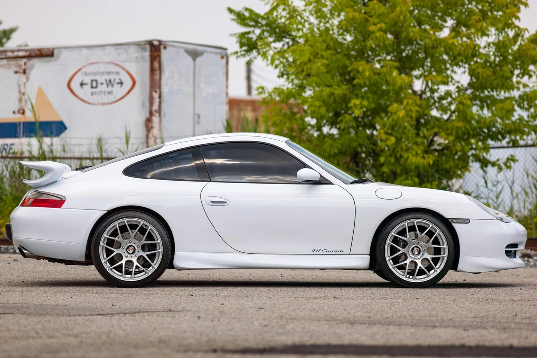 1999 Porsche 996 Carrera - Image 18 of 31